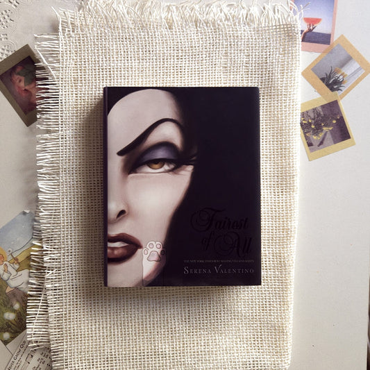 Fairest of all : A Tale of the Wicked Queen